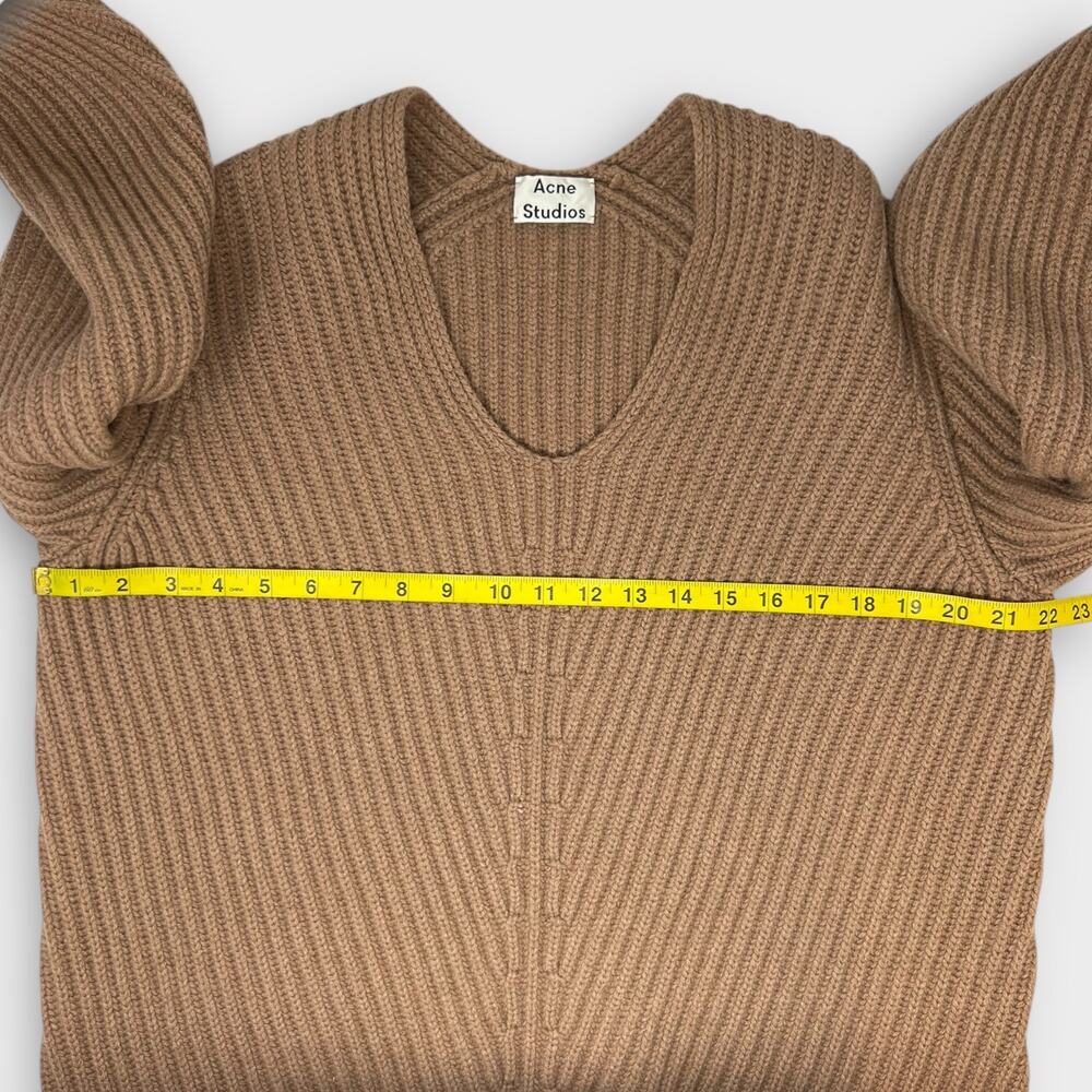 Acne Studios Deborah 100% Wool V-Neck Sweater Size XS - Picture 8 of 8